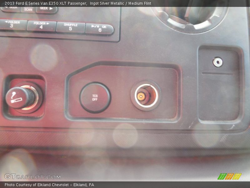 Ingot Silver Metallic / Medium Flint 2013 Ford E Series Van E350 XLT Passenger