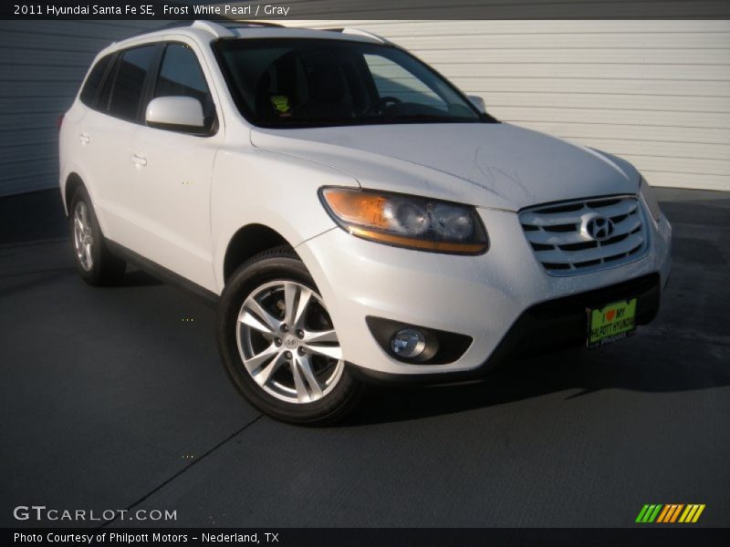 Frost White Pearl / Gray 2011 Hyundai Santa Fe SE