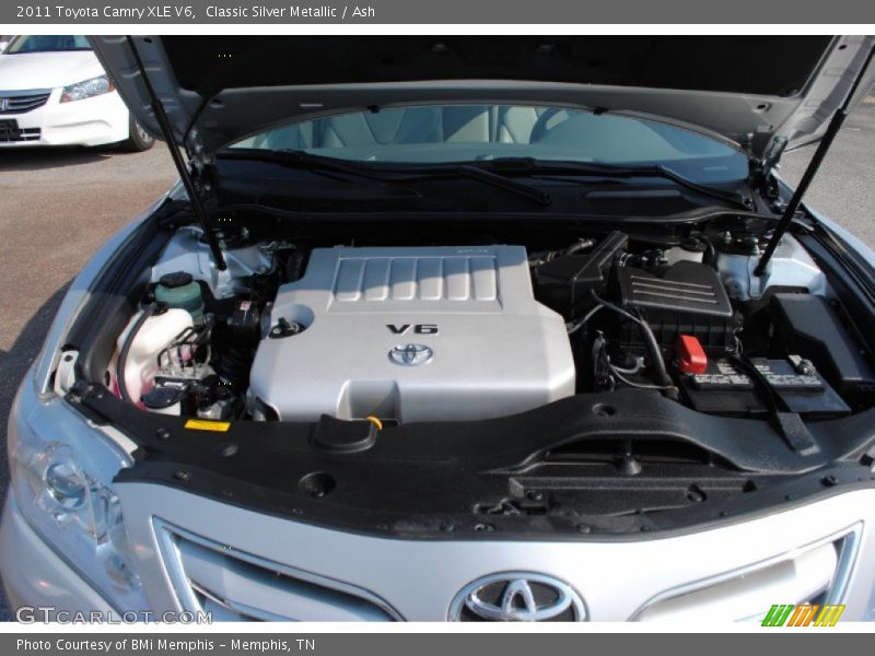 Classic Silver Metallic / Ash 2011 Toyota Camry XLE V6