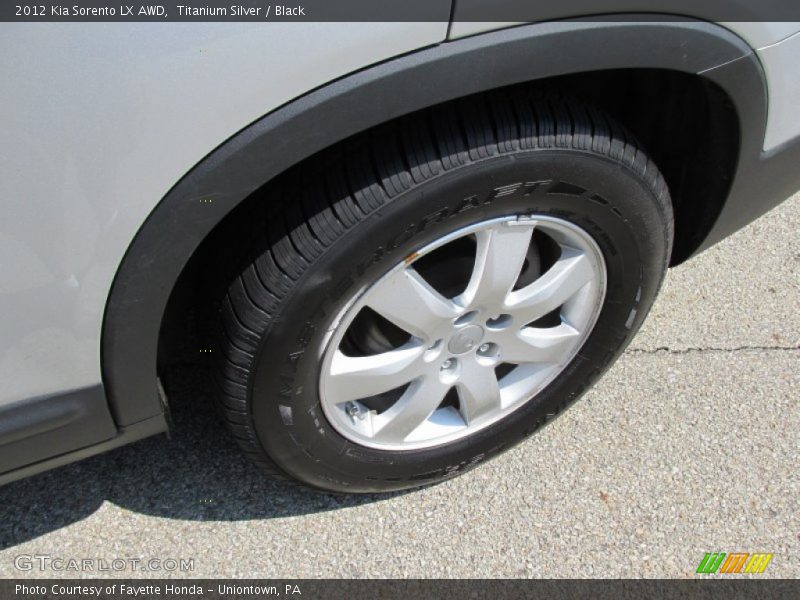 Titanium Silver / Black 2012 Kia Sorento LX AWD