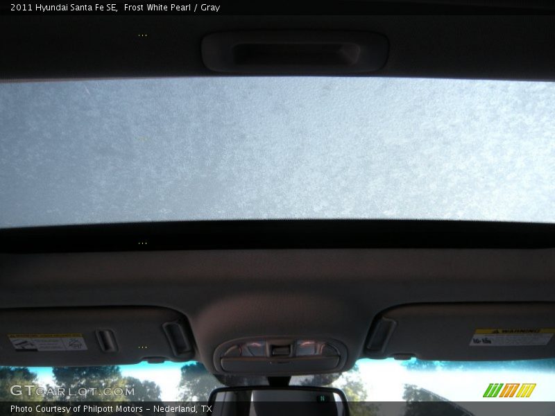 Frost White Pearl / Gray 2011 Hyundai Santa Fe SE
