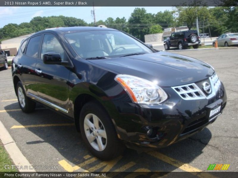 Super Black / Black 2013 Nissan Rogue S AWD