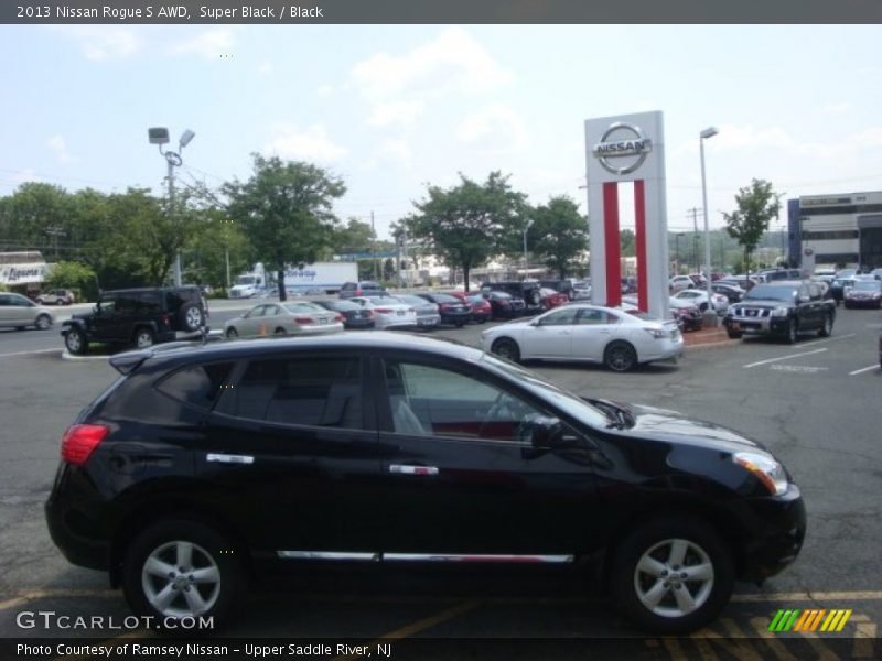Super Black / Black 2013 Nissan Rogue S AWD