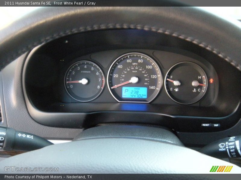 Frost White Pearl / Gray 2011 Hyundai Santa Fe SE