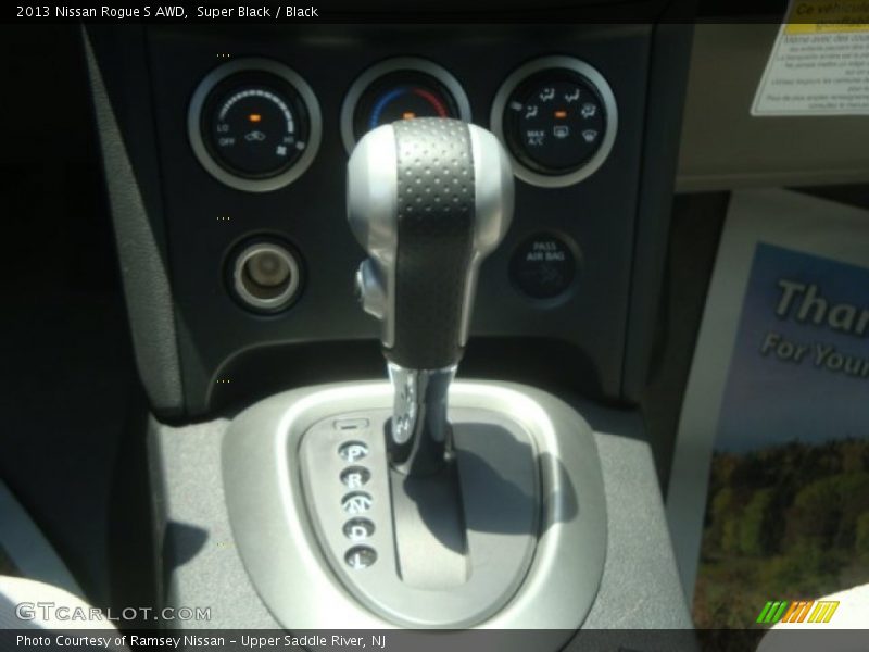 Super Black / Black 2013 Nissan Rogue S AWD