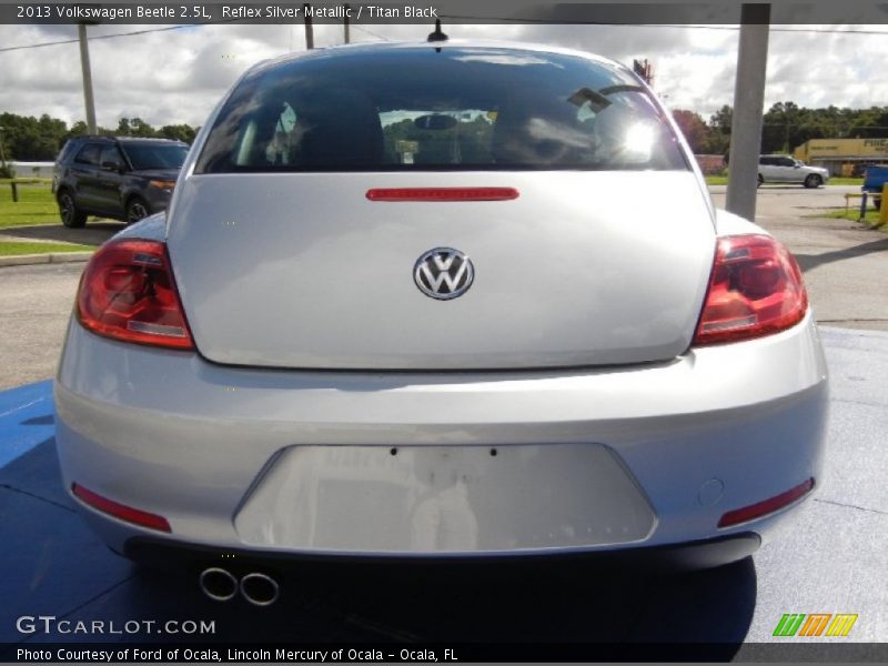 Reflex Silver Metallic / Titan Black 2013 Volkswagen Beetle 2.5L