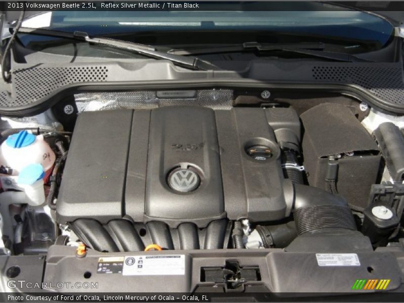 Reflex Silver Metallic / Titan Black 2013 Volkswagen Beetle 2.5L