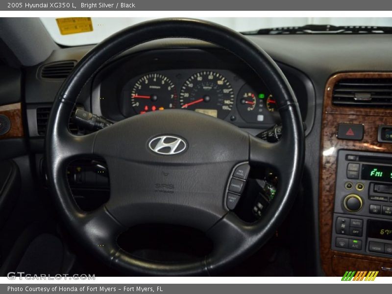 Bright Silver / Black 2005 Hyundai XG350 L