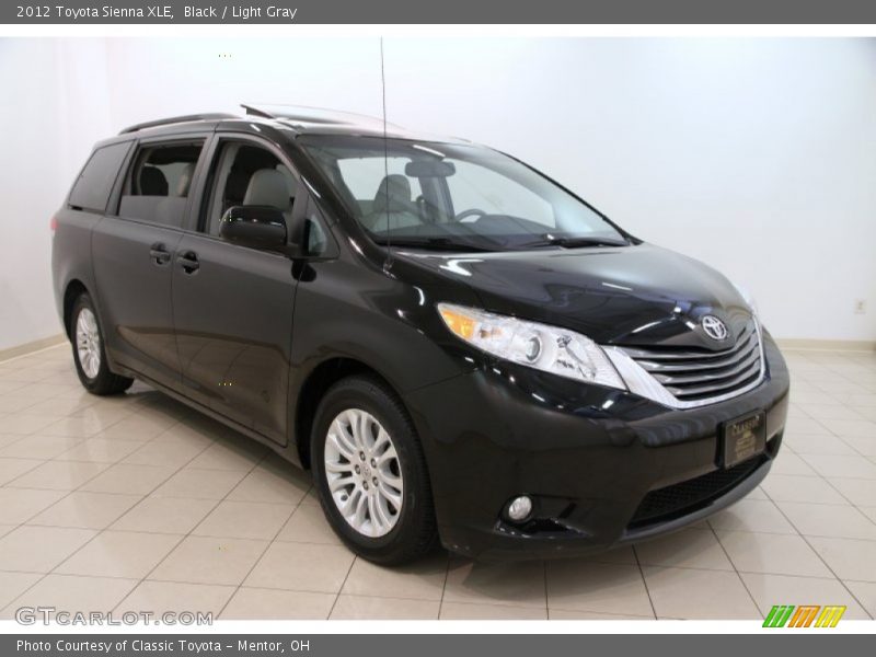 Black / Light Gray 2012 Toyota Sienna XLE