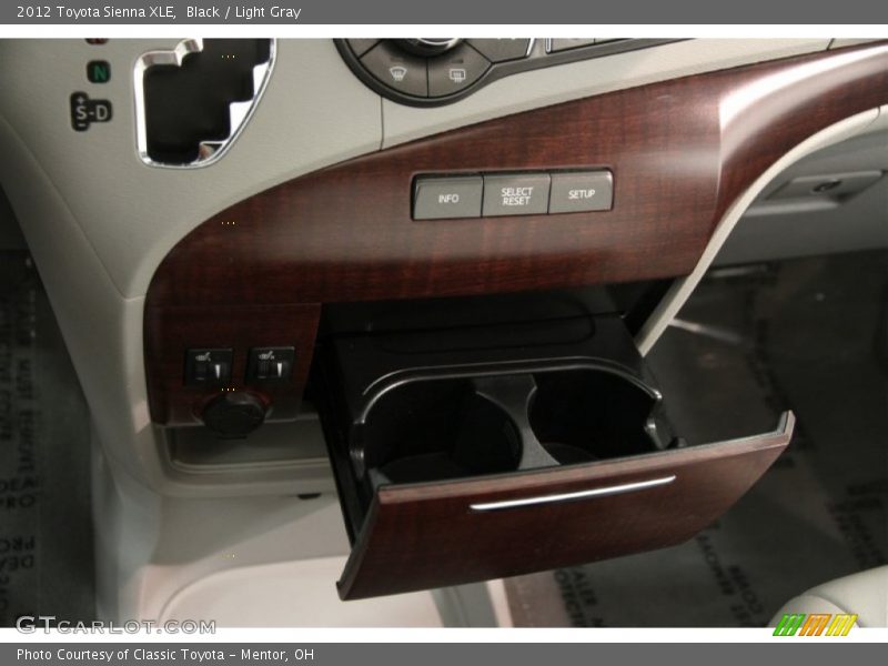 Black / Light Gray 2012 Toyota Sienna XLE