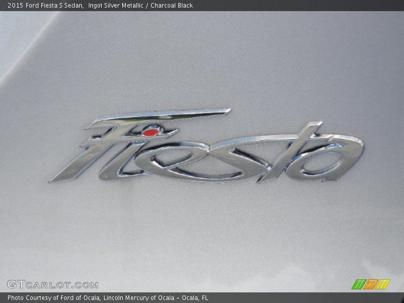 Ingot Silver Metallic / Charcoal Black 2015 Ford Fiesta S Sedan