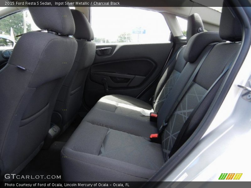 Ingot Silver Metallic / Charcoal Black 2015 Ford Fiesta S Sedan