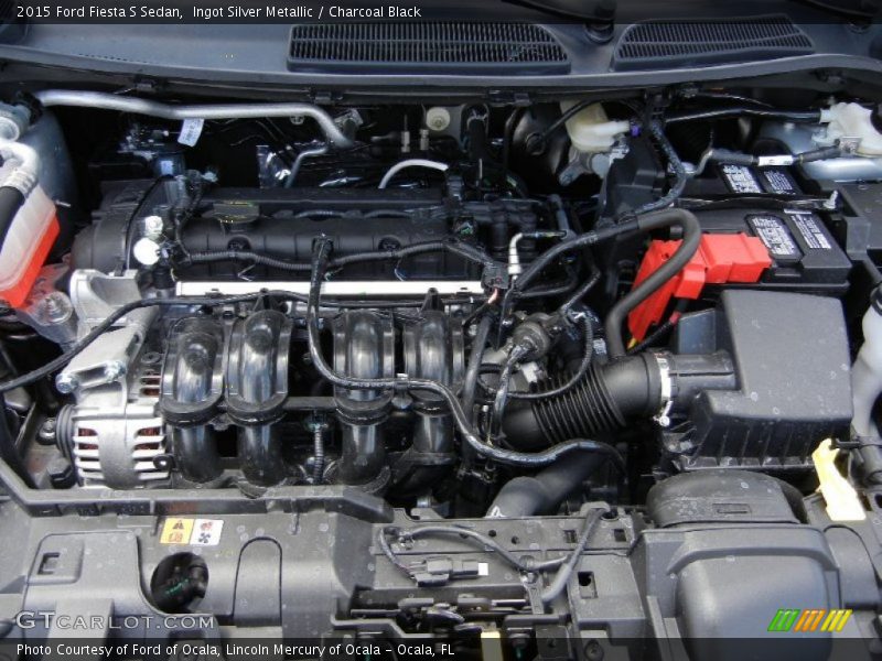 Ingot Silver Metallic / Charcoal Black 2015 Ford Fiesta S Sedan