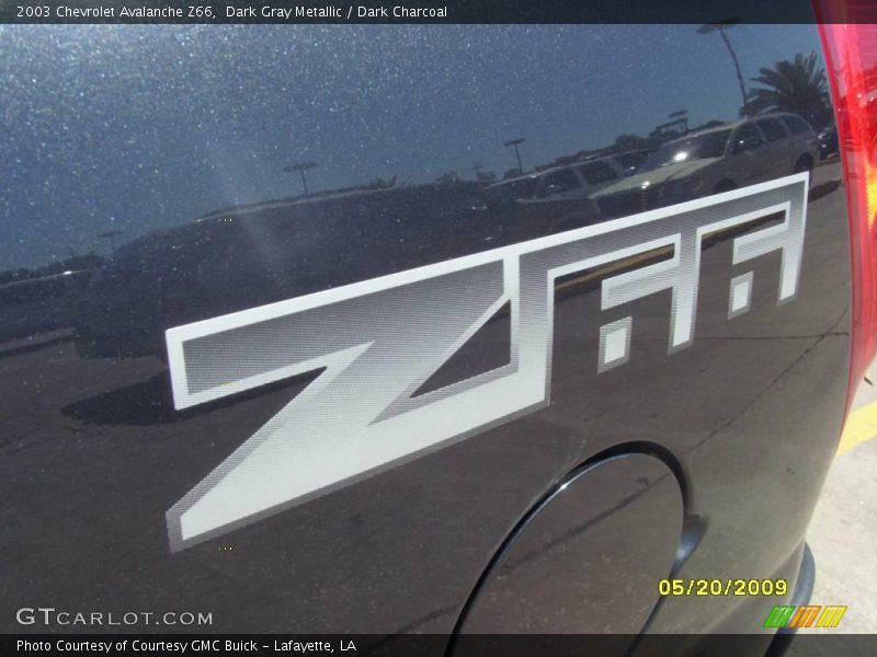 Dark Gray Metallic / Dark Charcoal 2003 Chevrolet Avalanche Z66