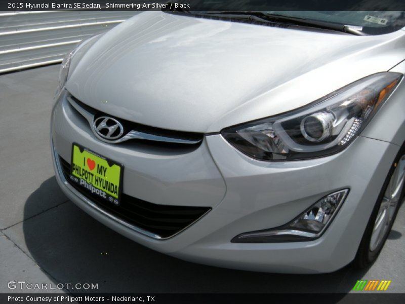 Shimmering Air Silver / Black 2015 Hyundai Elantra SE Sedan