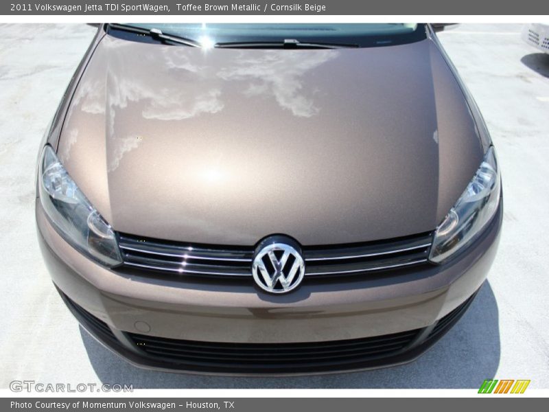 Toffee Brown Metallic / Cornsilk Beige 2011 Volkswagen Jetta TDI SportWagen