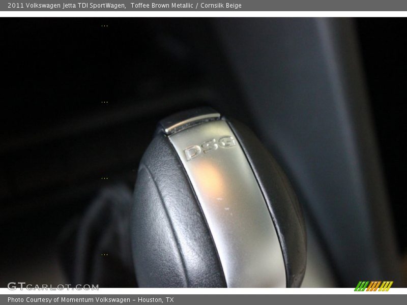 Toffee Brown Metallic / Cornsilk Beige 2011 Volkswagen Jetta TDI SportWagen