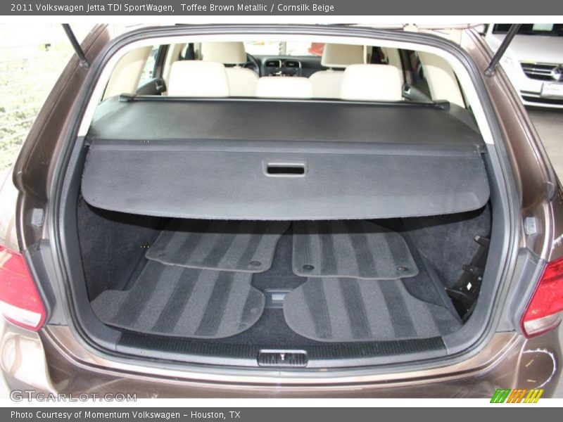 Toffee Brown Metallic / Cornsilk Beige 2011 Volkswagen Jetta TDI SportWagen