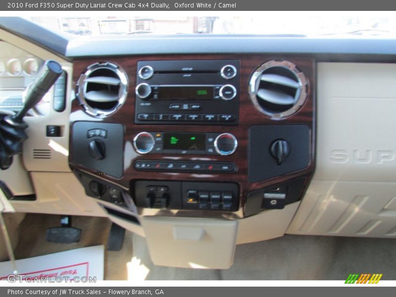 Oxford White / Camel 2010 Ford F350 Super Duty Lariat Crew Cab 4x4 Dually