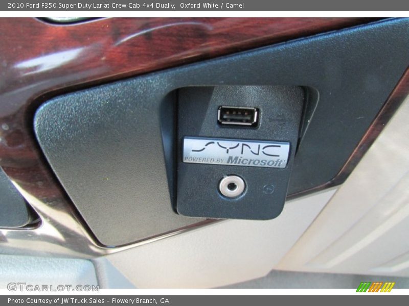 Oxford White / Camel 2010 Ford F350 Super Duty Lariat Crew Cab 4x4 Dually