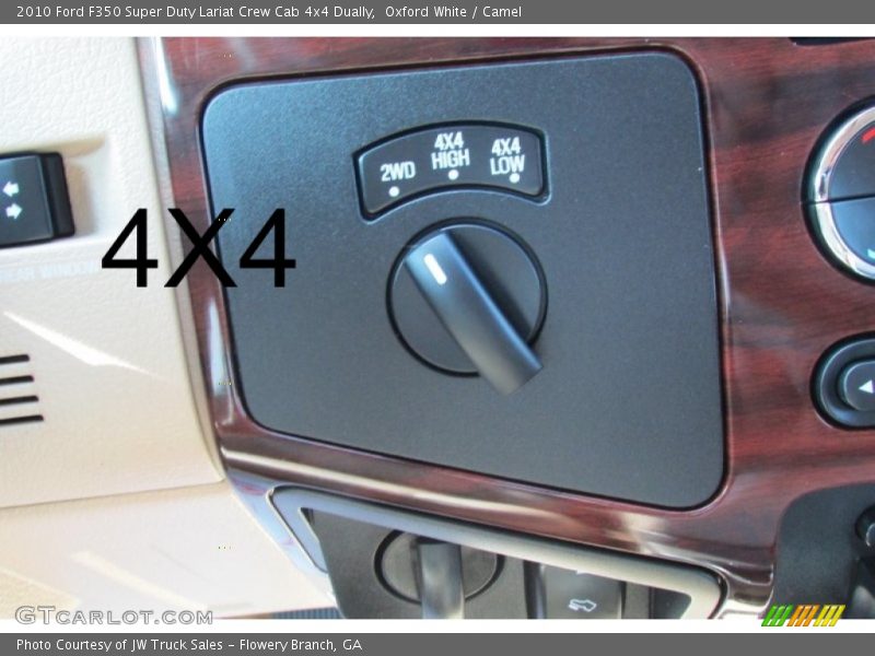 Oxford White / Camel 2010 Ford F350 Super Duty Lariat Crew Cab 4x4 Dually