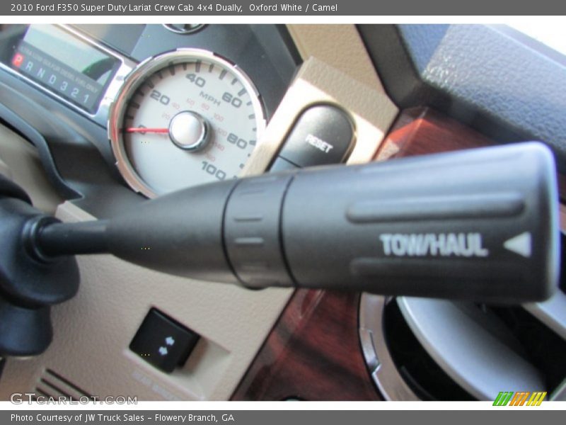 Oxford White / Camel 2010 Ford F350 Super Duty Lariat Crew Cab 4x4 Dually