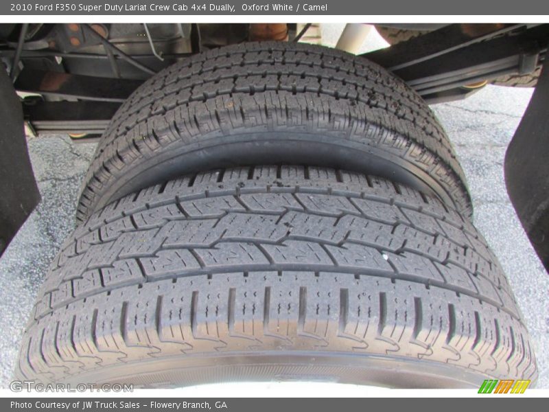 Oxford White / Camel 2010 Ford F350 Super Duty Lariat Crew Cab 4x4 Dually