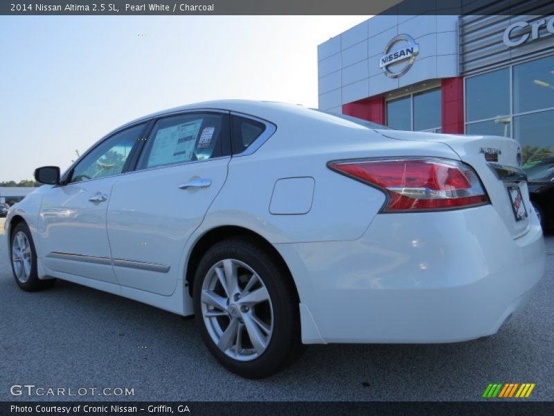 Pearl White / Charcoal 2014 Nissan Altima 2.5 SL