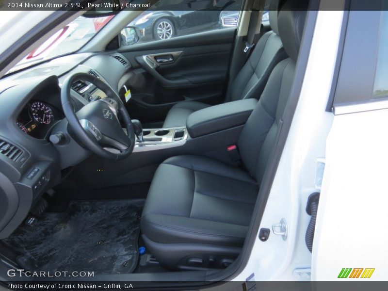 Pearl White / Charcoal 2014 Nissan Altima 2.5 SL
