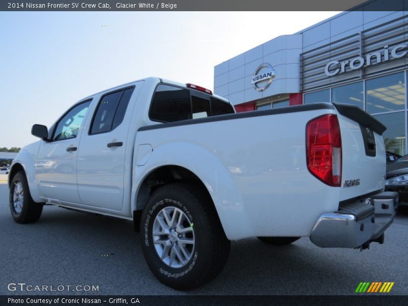 Glacier White / Beige 2014 Nissan Frontier SV Crew Cab