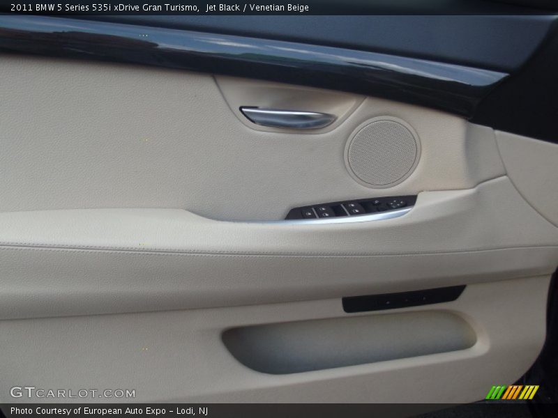 Jet Black / Venetian Beige 2011 BMW 5 Series 535i xDrive Gran Turismo