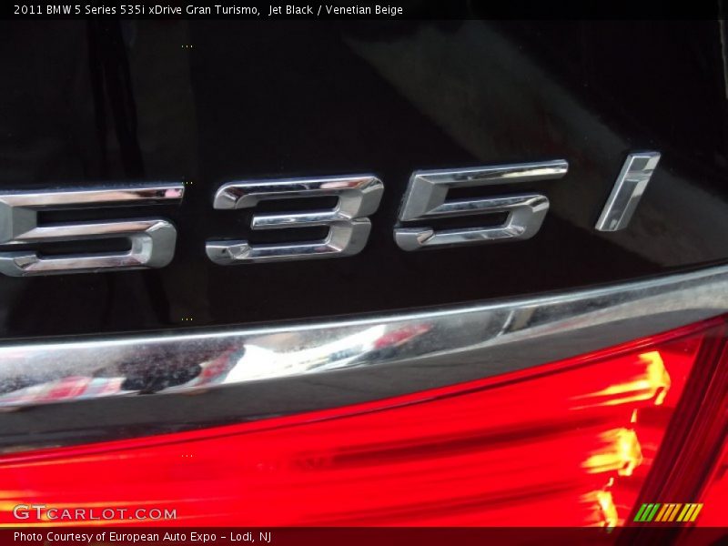 Jet Black / Venetian Beige 2011 BMW 5 Series 535i xDrive Gran Turismo