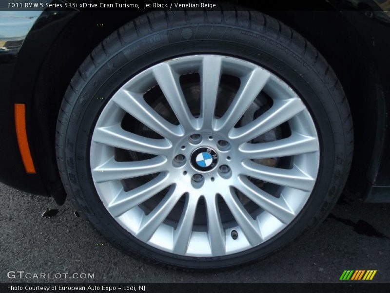 Jet Black / Venetian Beige 2011 BMW 5 Series 535i xDrive Gran Turismo