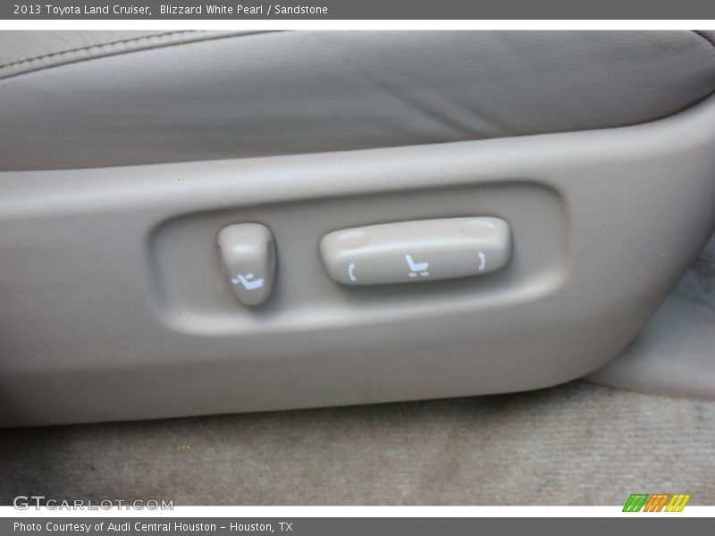 Blizzard White Pearl / Sandstone 2013 Toyota Land Cruiser