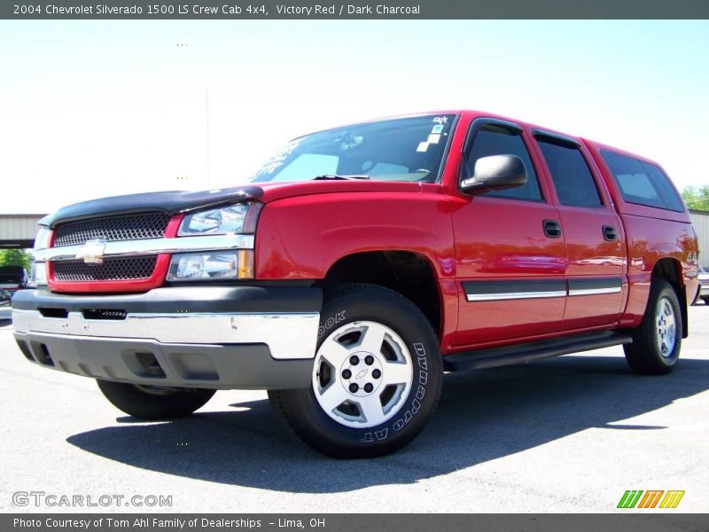 Victory Red / Dark Charcoal 2004 Chevrolet Silverado 1500 LS Crew Cab 4x4