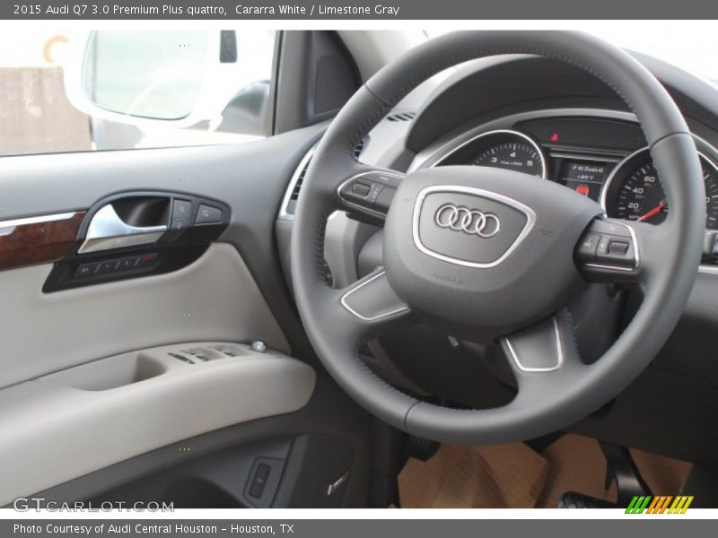 2015 Q7 3.0 Premium Plus quattro Steering Wheel
