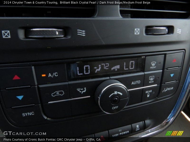 Controls of 2014 Town & Country Touring