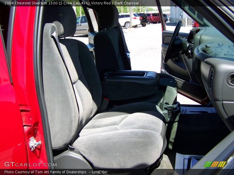 Victory Red / Dark Charcoal 2004 Chevrolet Silverado 1500 LS Crew Cab 4x4