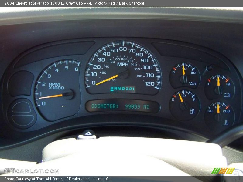 Victory Red / Dark Charcoal 2004 Chevrolet Silverado 1500 LS Crew Cab 4x4