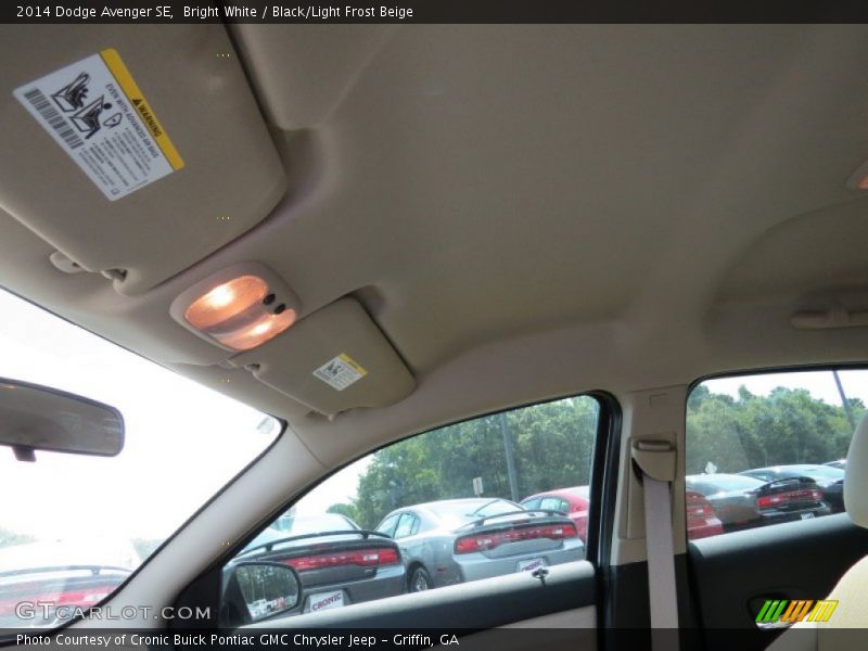 Bright White / Black/Light Frost Beige 2014 Dodge Avenger SE
