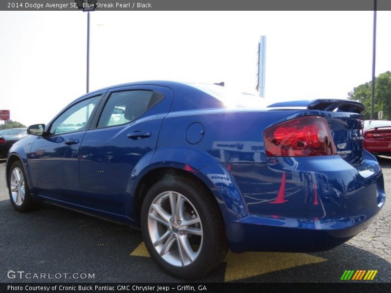 Blue Streak Pearl / Black 2014 Dodge Avenger SE