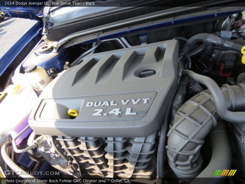 Blue Streak Pearl / Black 2014 Dodge Avenger SE