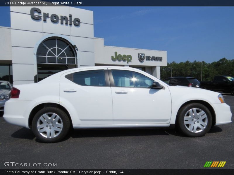 Bright White / Black 2014 Dodge Avenger SE