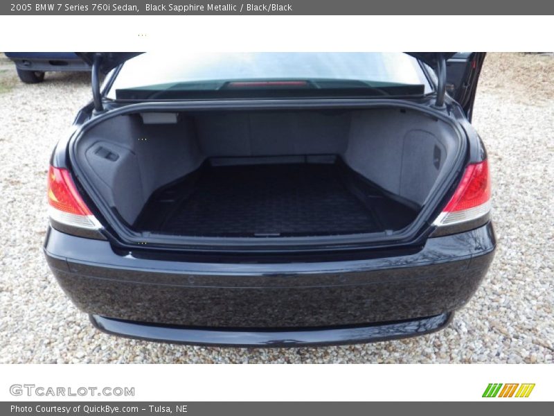  2005 7 Series 760i Sedan Trunk