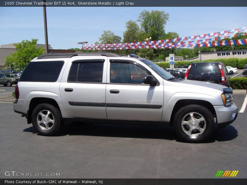 Silverstone Metallic / Light Gray 2005 Chevrolet TrailBlazer EXT LS 4x4