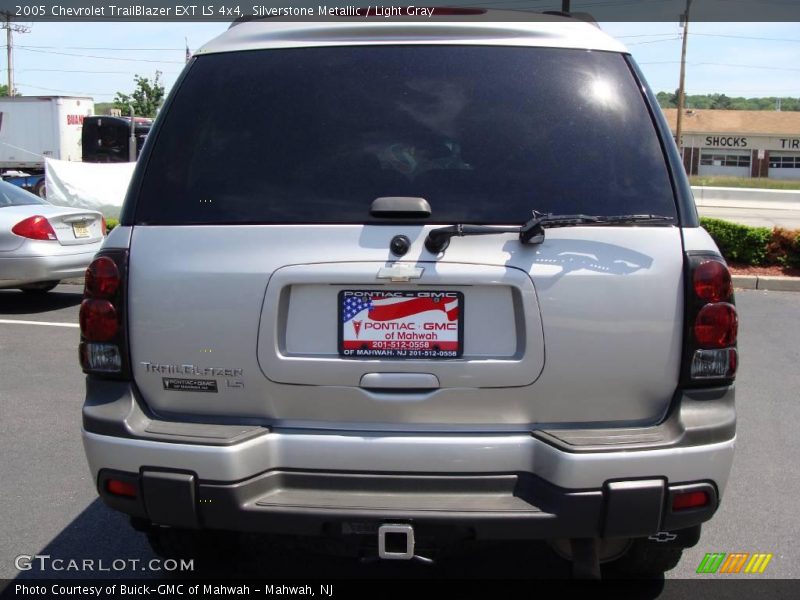 Silverstone Metallic / Light Gray 2005 Chevrolet TrailBlazer EXT LS 4x4