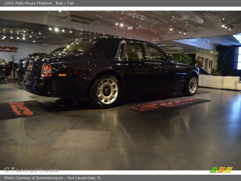 Blue / Tan 2005 Rolls-Royce Phantom