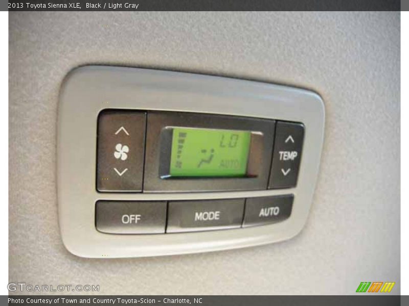 Black / Light Gray 2013 Toyota Sienna XLE