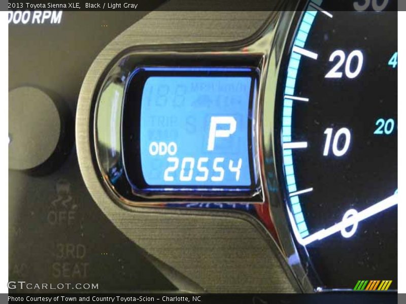 Black / Light Gray 2013 Toyota Sienna XLE