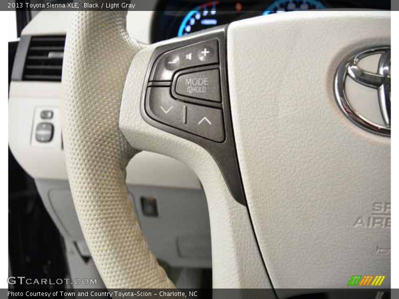 Black / Light Gray 2013 Toyota Sienna XLE